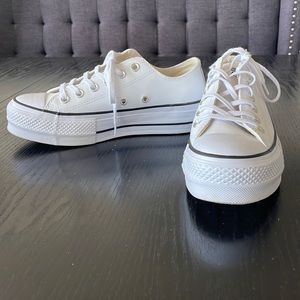 Converse all star leather chucks platform sz 6.5